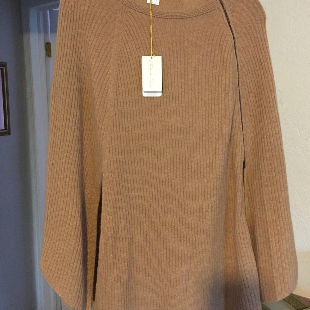 Brand New With Tags Minnie Rose Poncho